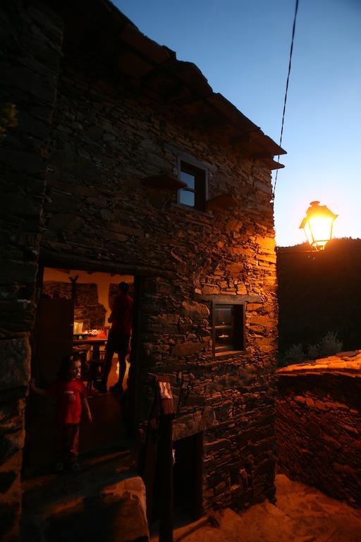 Talasnal Montanhas De Amor Lousã Oda fotoğraf
